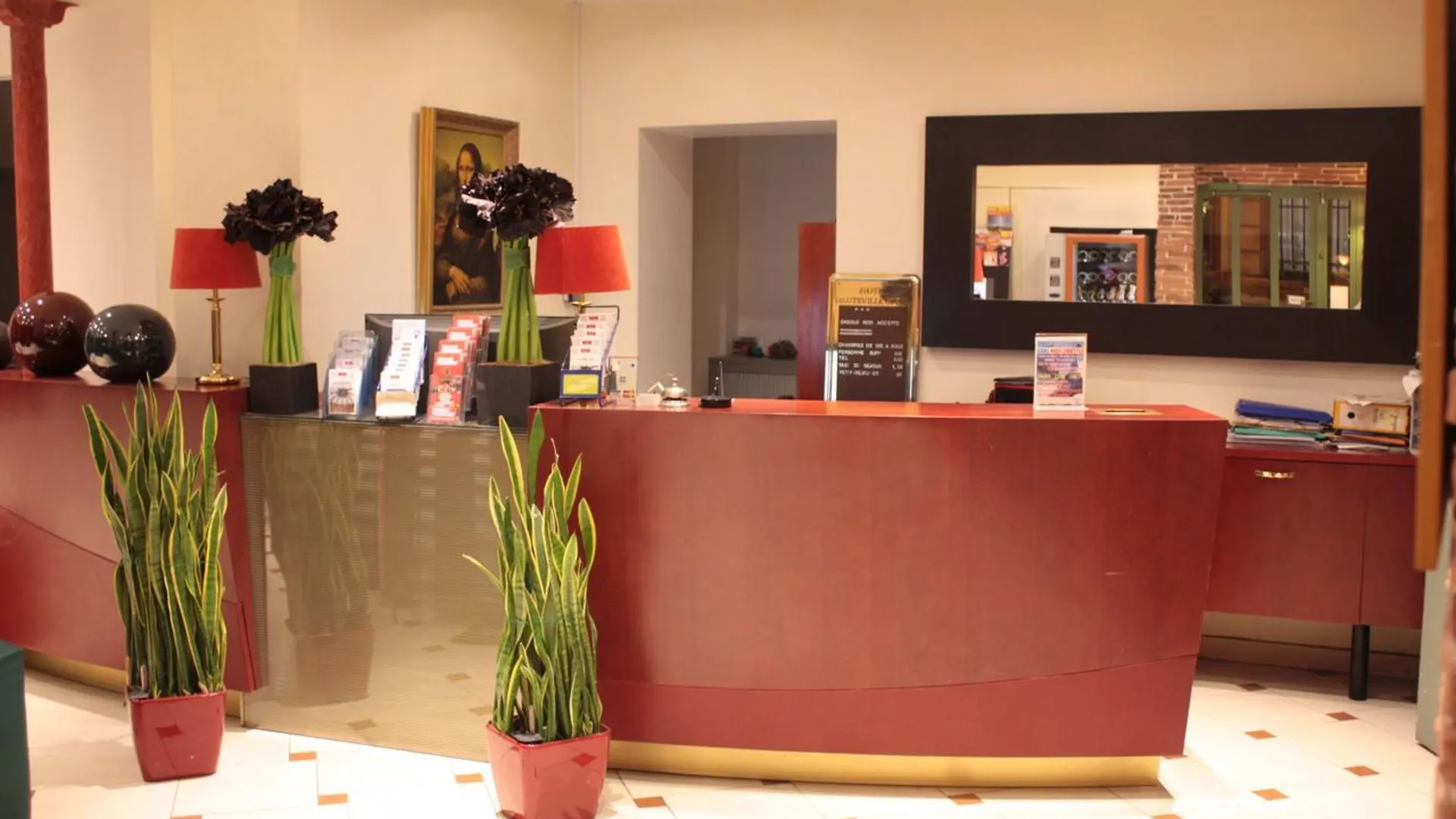 Hotel Hauteville Opera 3*